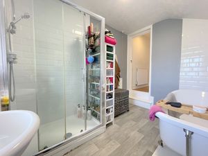 SILCOTT STREET- click for photo gallery